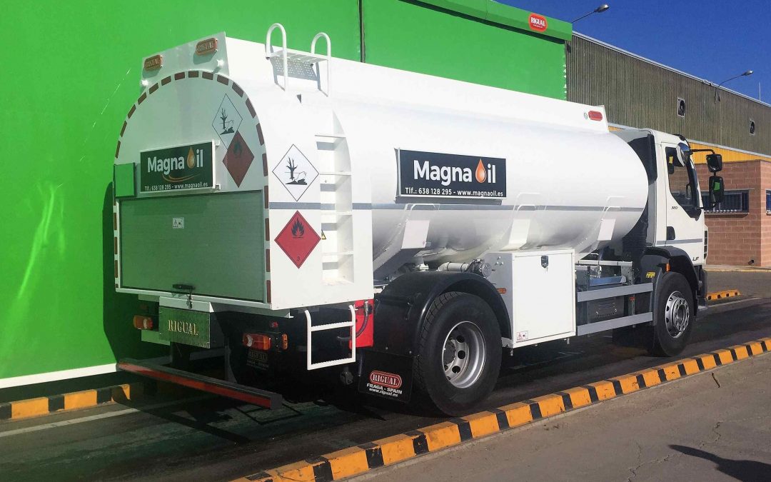 Camión cisterna Rigual para reparto de Gas-oil