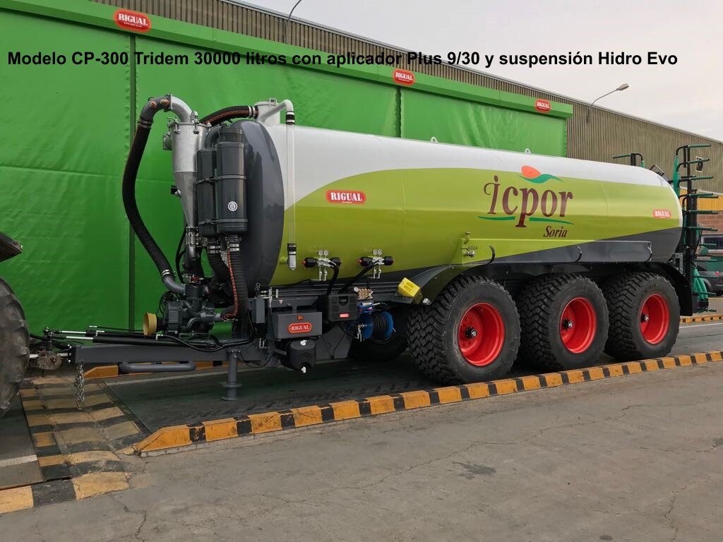 Cisterna Rigual CP-300 InoxTridem 30000 litros con aplicador Plus 9_30 y suspensión Hidro Evo