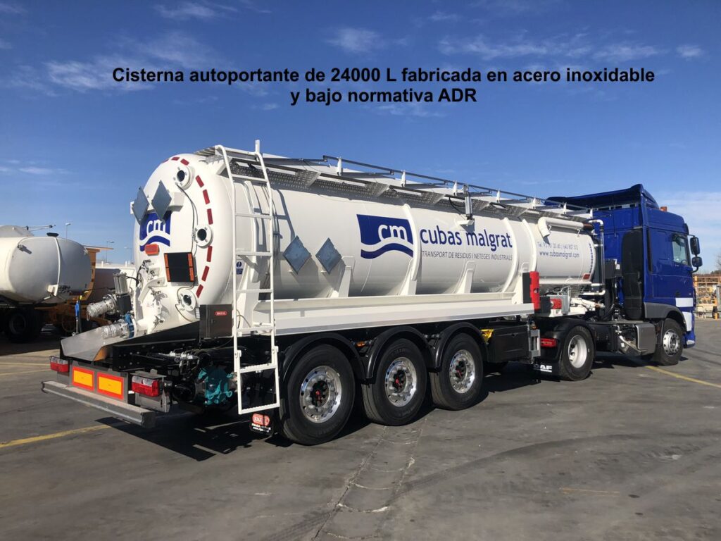 Cisterna Rigual autoportante de 24000 litros fabricada en inoxidable y ADR