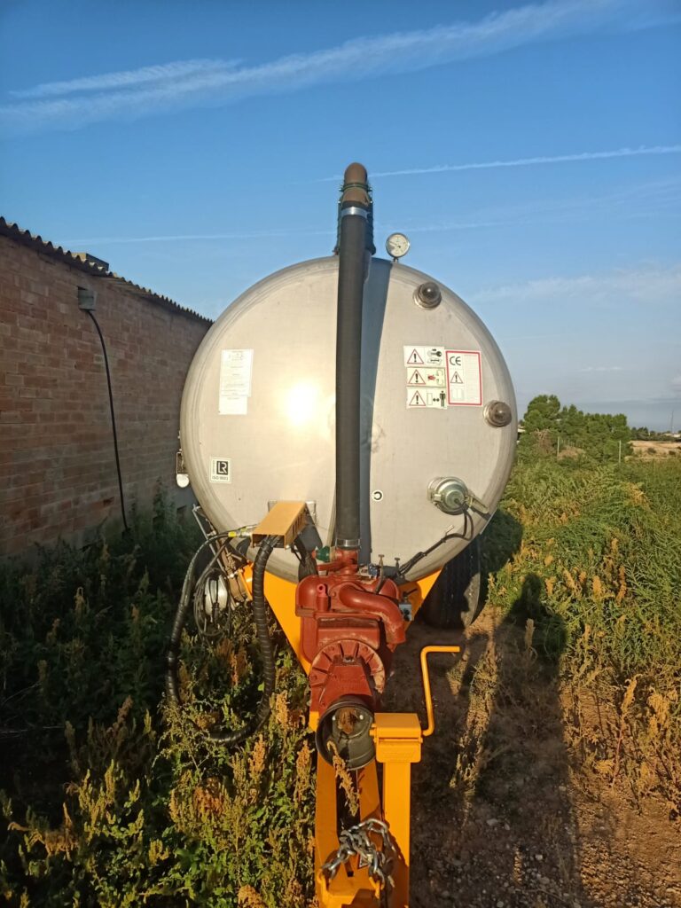 Cisterna inoxidable rigual 7000 litros segunda mano