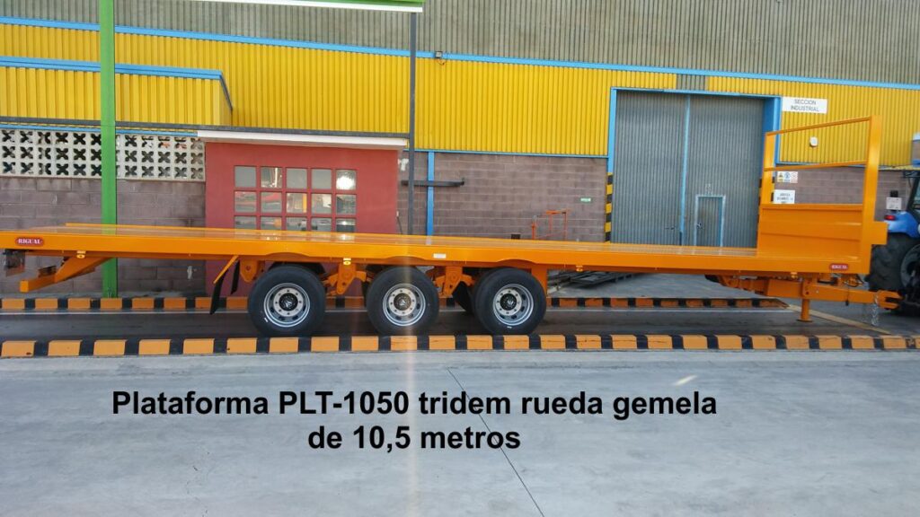 Plataforma rigual modelo PLT-1050 tridem de 10,5 metros con rueda gemela