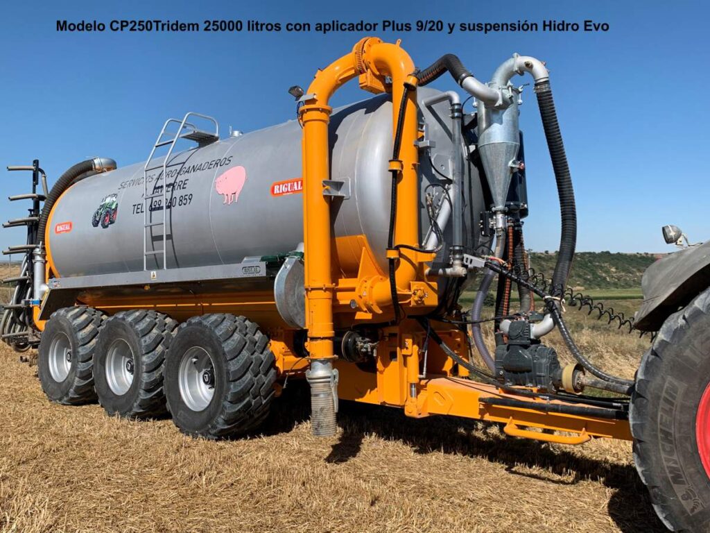 Cuba Rigual Modelo CP50 Tridem con aplicador plus 9-20 y suspensión Hidro Evo