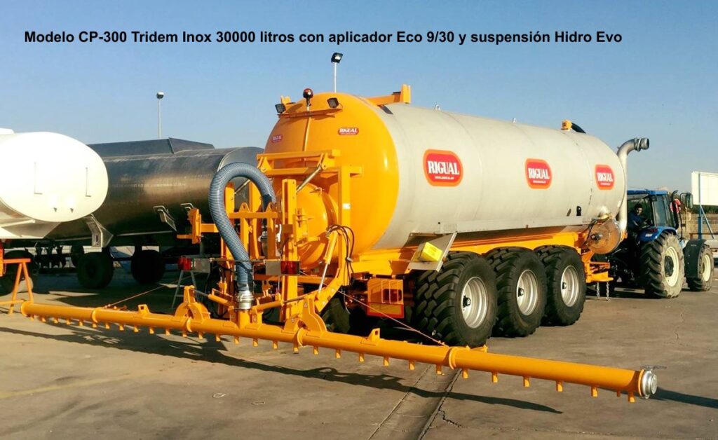Cuba Rigual modelo CP300 Tridem 30000 litros con aplicador Eco 9/30 y suspensión Hidro Evo