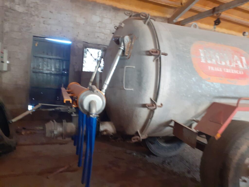 Cisterna Rigual 6000 litros galvanizada con aplicador ECO 2/20 y condutímetro