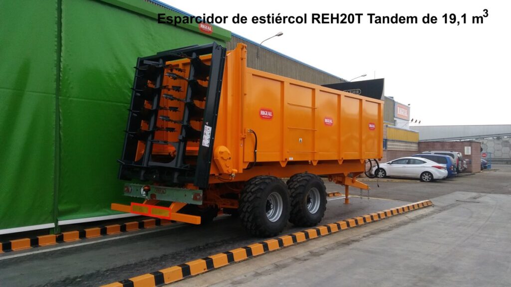 Esparcidor rigual de estiércol REH20T Tandem de 19,1 m