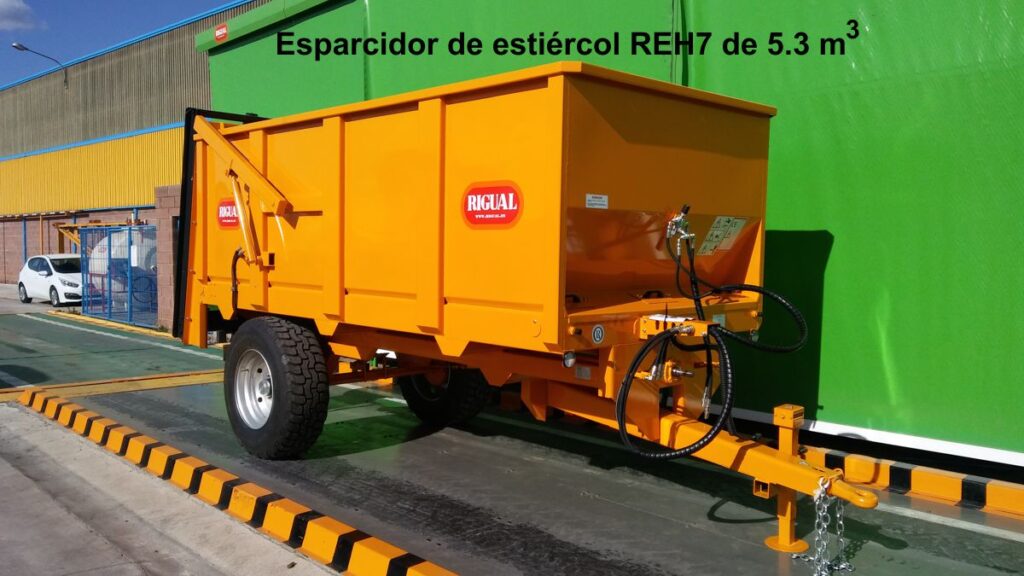 Remolque esparcidor rigual de estiércol REH7 de 5,3 m