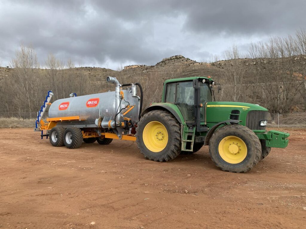 Cuba Rigual de 14000 litros tandem galanizada y ECO 6_20