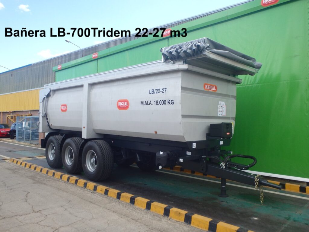 Bañera agrícola rigual LB-700 Tridem 22-27 m3