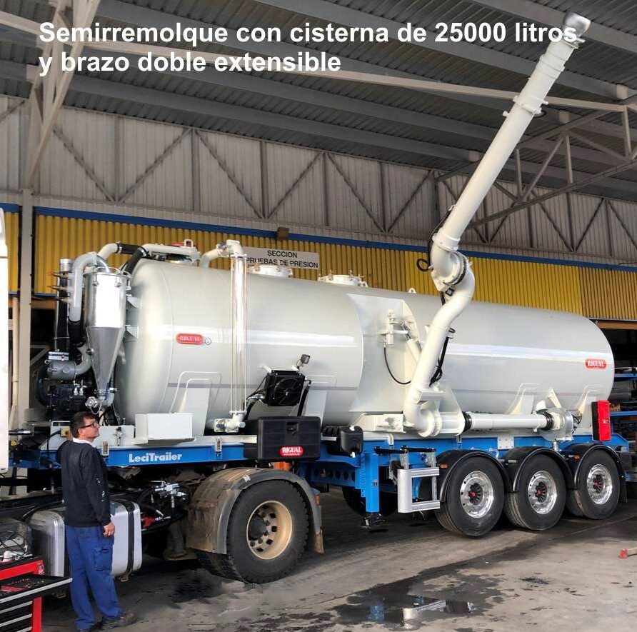 Semirremolque con cisterna rigual de 25000 litros y brazo doble extensible