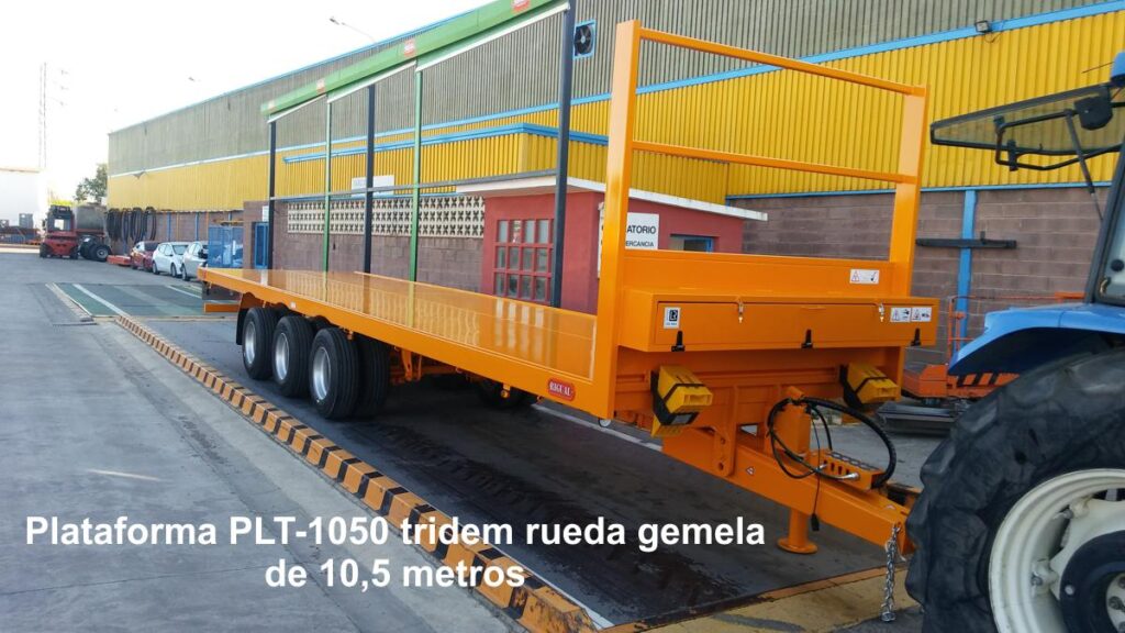 Plataforma rigual PLT-1050 tridem de 10,5 metros con rueda gemela