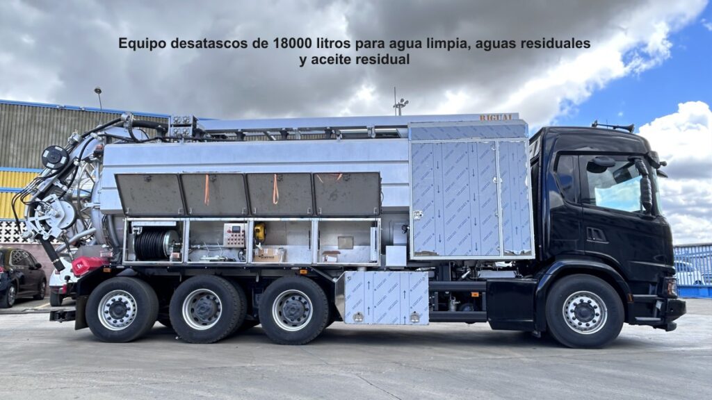 Equipo desatascos 18000 litros dividido en tres compartimentos