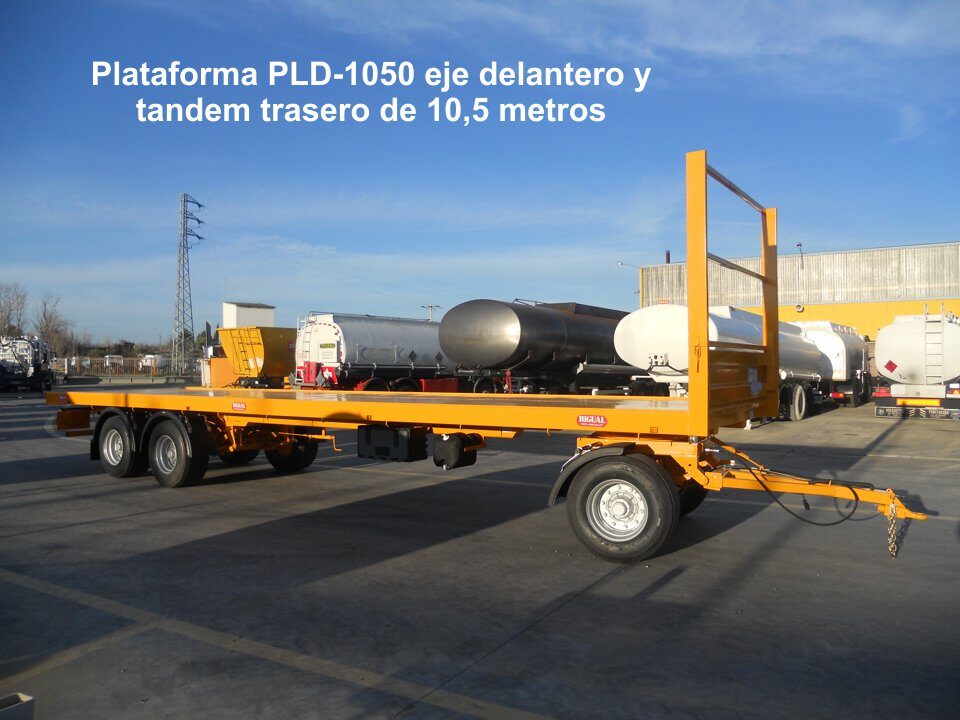 Plataforma agrícola Rigual PLD-1050 eje delantero y tandem trasero