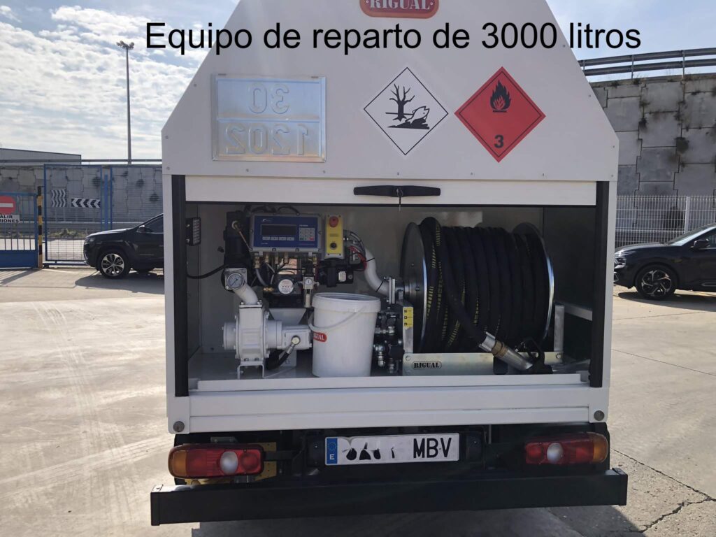 Equipo de reparto de 3000 litros