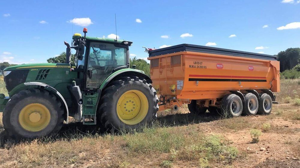 bañera agrícola lb 22-27 tridem