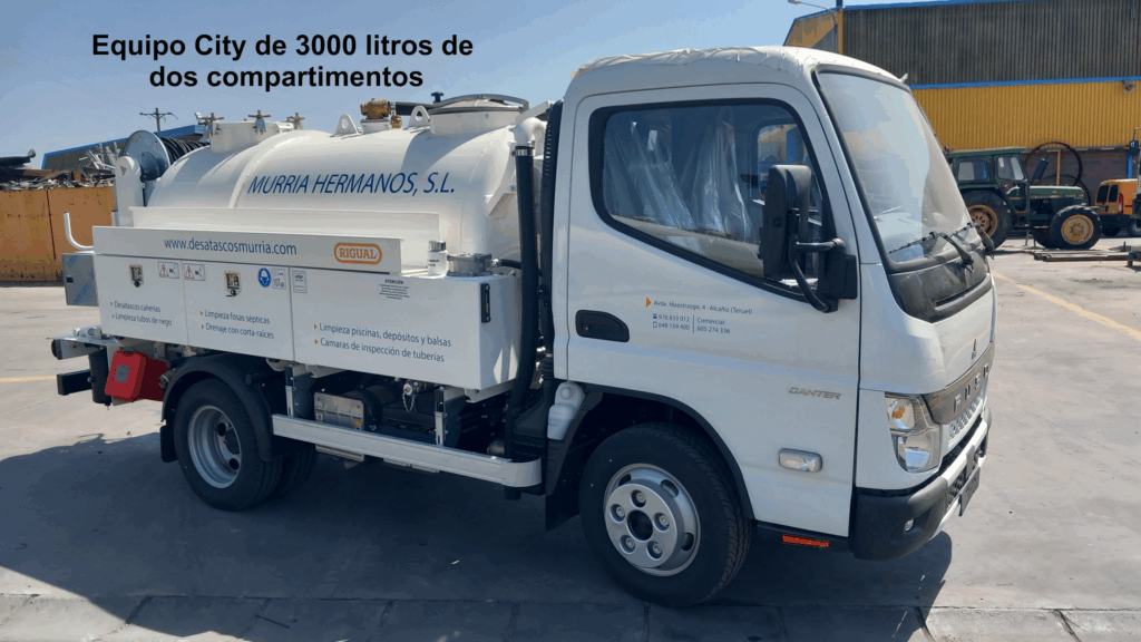 Equipo City de 3000 litros de dos compartimentos