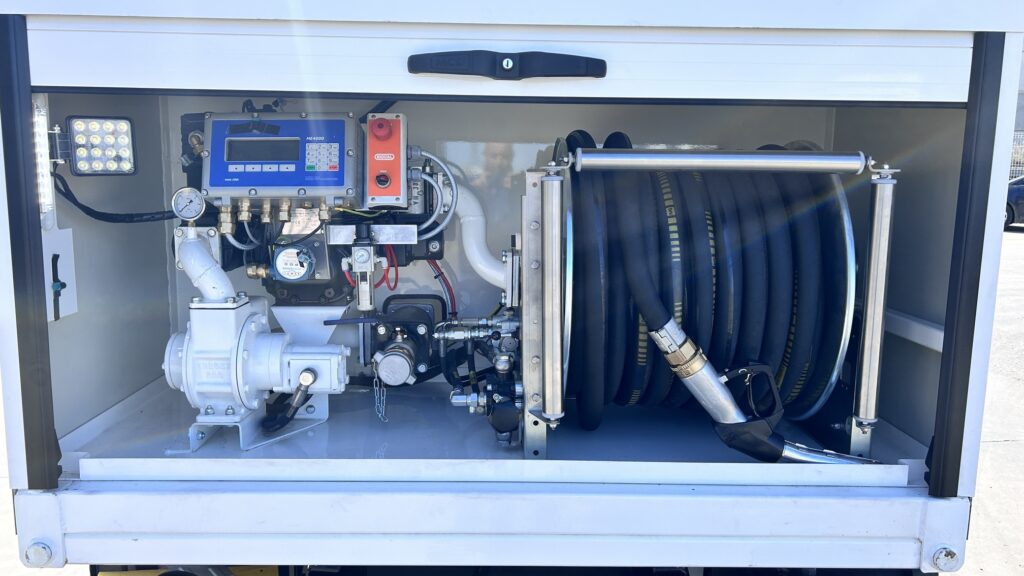 camión cisterna para el transporte de carburantes.