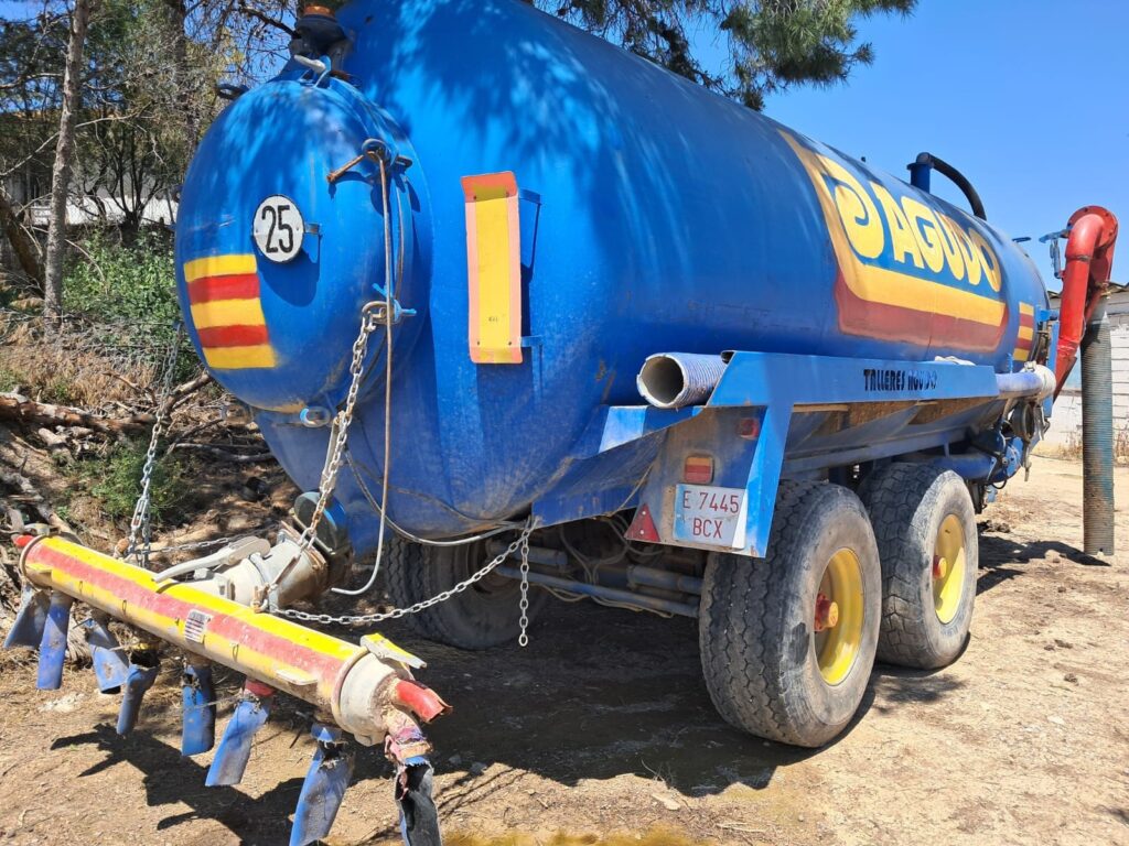 Cuba agudo 22000 litros usada